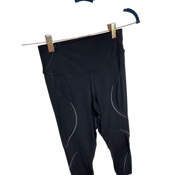 Lululemon Base Pace High-Rise Reflective Tight 25" - Picture 7 of 11
